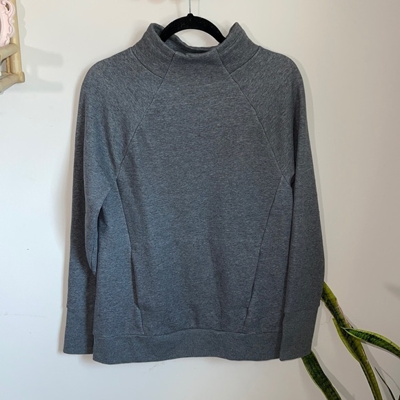 Fabletics Mock Neck Pullover - Picture 3 of 9